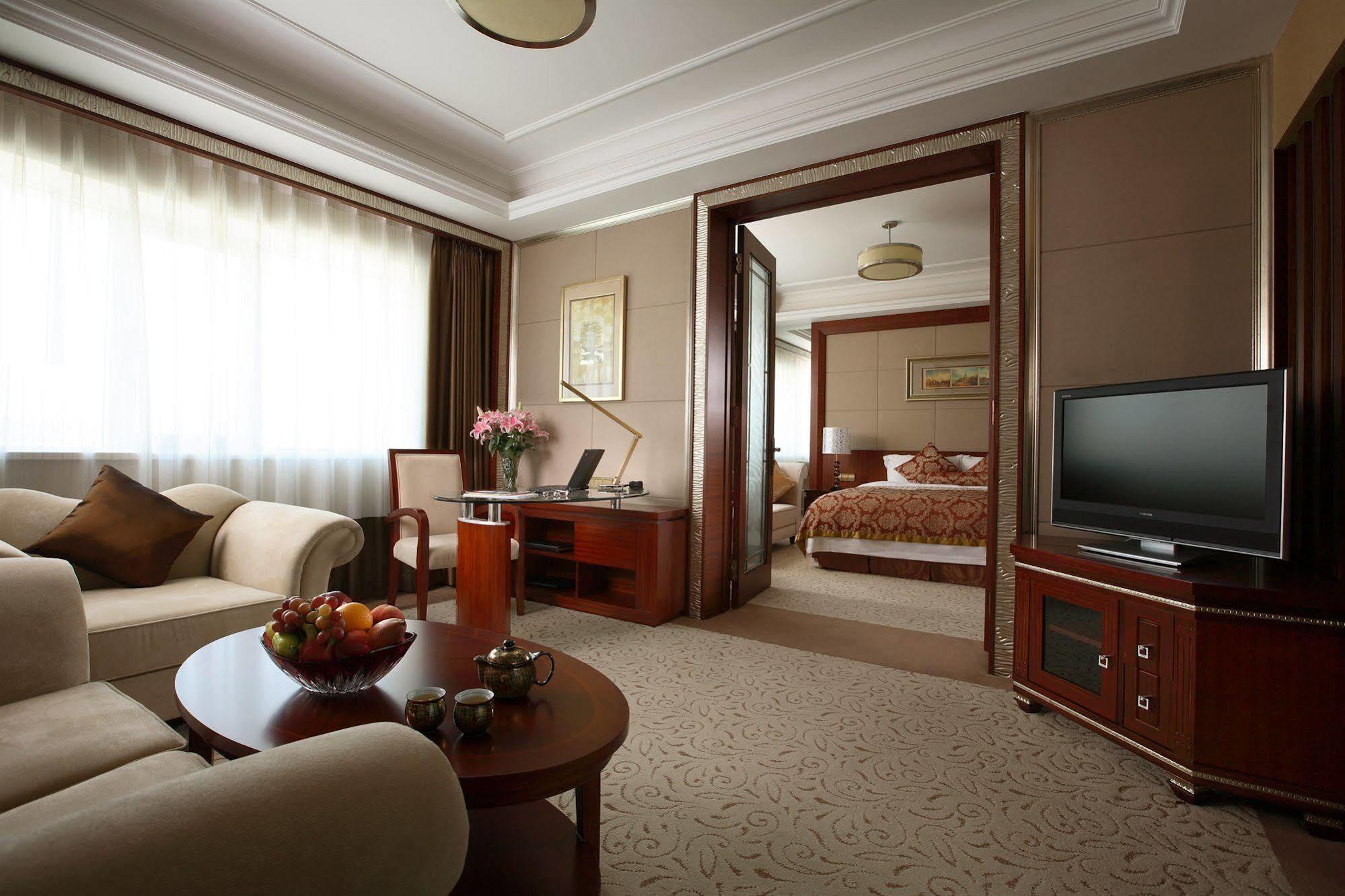 Inn Fine Hotel Dalian Exterior photo
